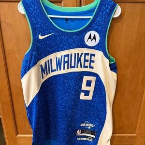 Nike Milwaukee Bucks Bobby Portis City Edition Jersey Size Medium 44 EUC